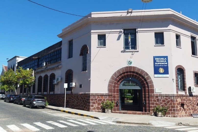 Fachada Museo Blanes Viale